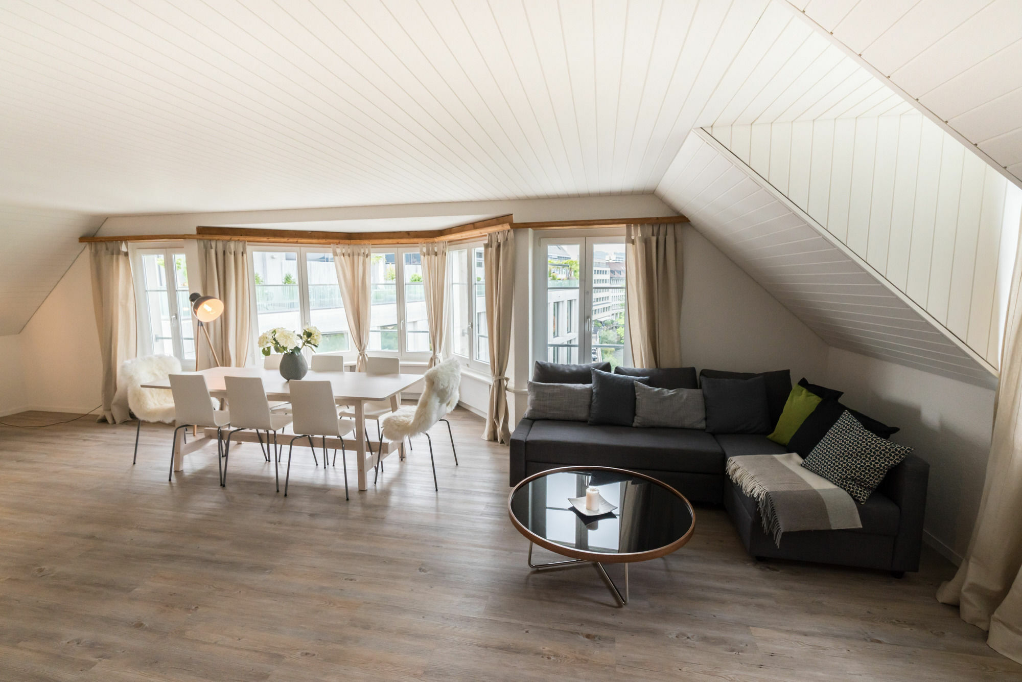 Loewenplatz Apartment Near Station By Airhome Zurich Exterior photo
